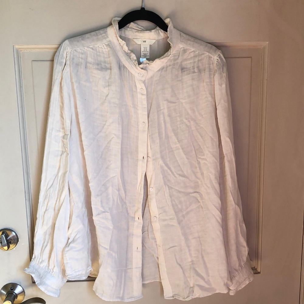 Cream colored muslin fabric, very soft